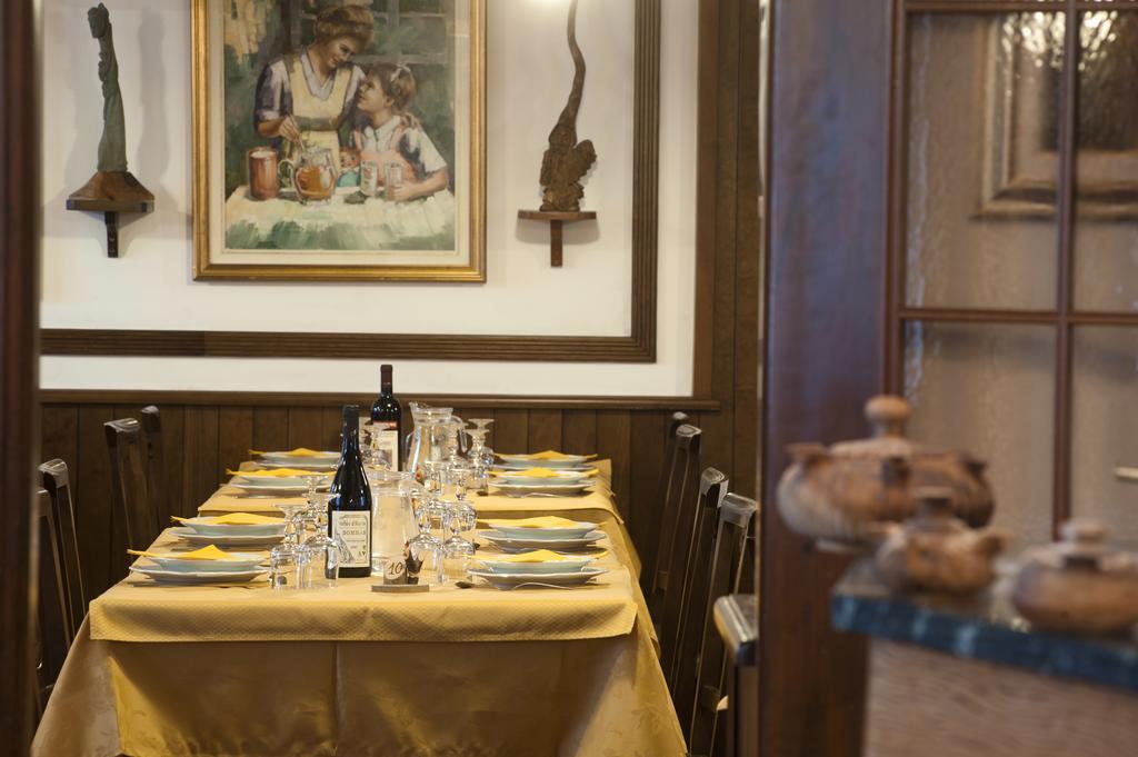 Albergo Castello Da Bonino 캄포르셰르 외부 사진